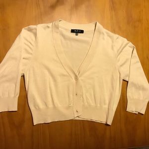 Mak 3-button cropped Cardigan - Oatmeal color - 1X